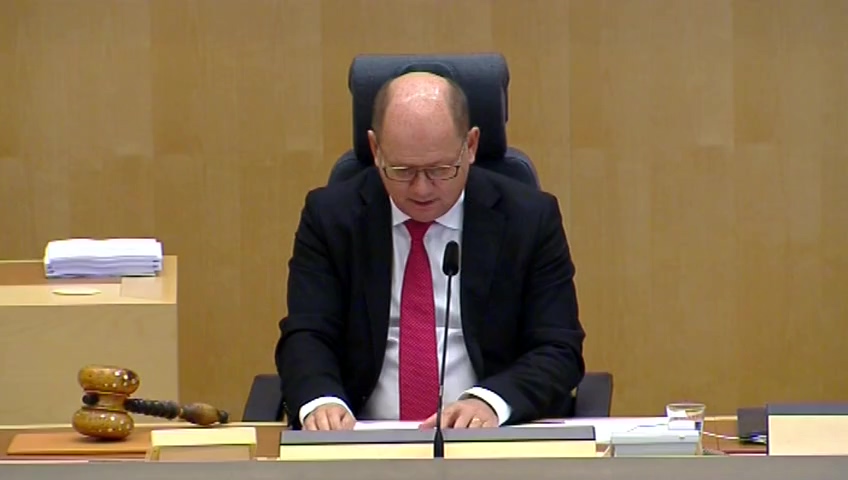 Stillbild från debatten i kammaren