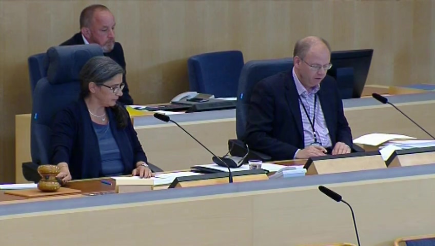 Stillbild från debatten i kammaren