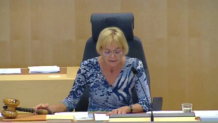 Stillbild från debatten i kammaren