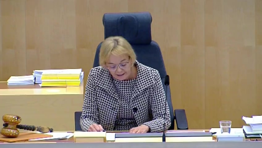 Stillbild från debatten i kammaren
