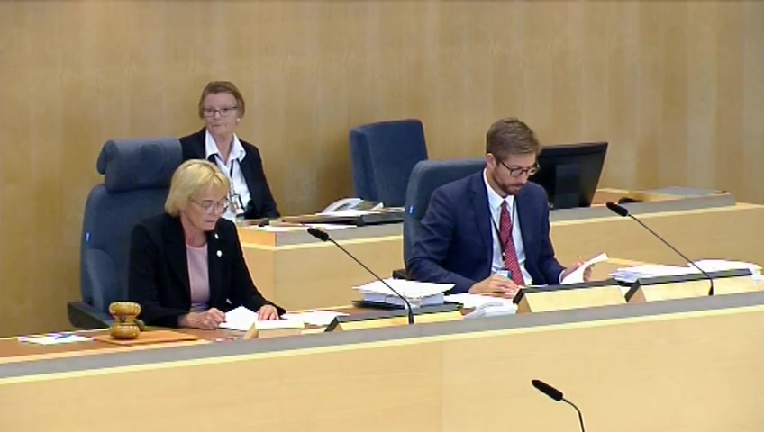 Stillbild från debatten i kammaren