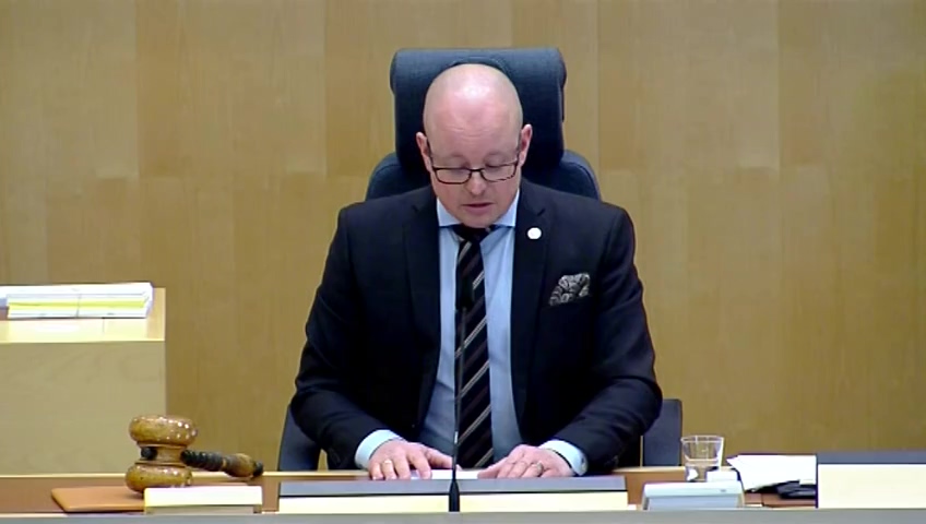 Stillbild från debatten i kammaren