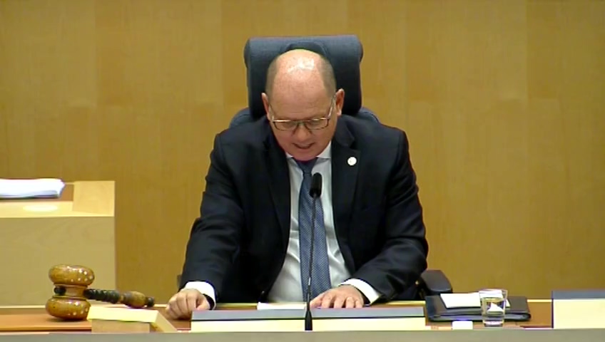 Stillbild från debatten i kammaren