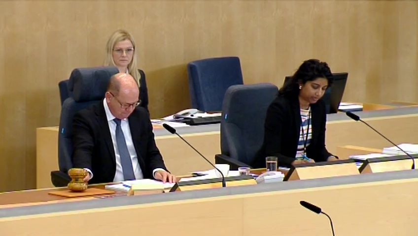 Stillbild från debatten i kammaren