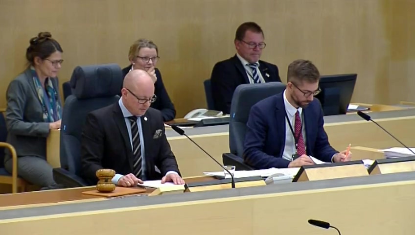 Stillbild från debatten i kammaren
