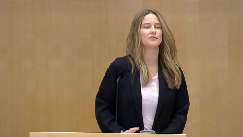 Stillbild från Debatt om förslag: Vuxenutbildning
