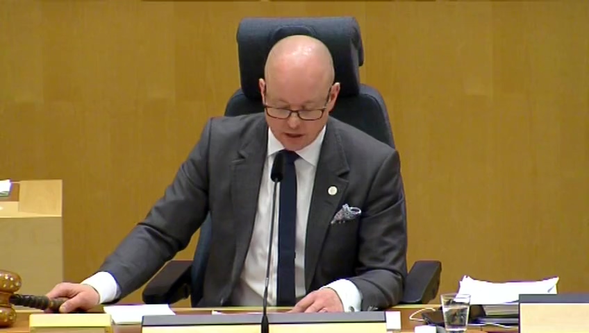 Stillbild från debatten i kammaren