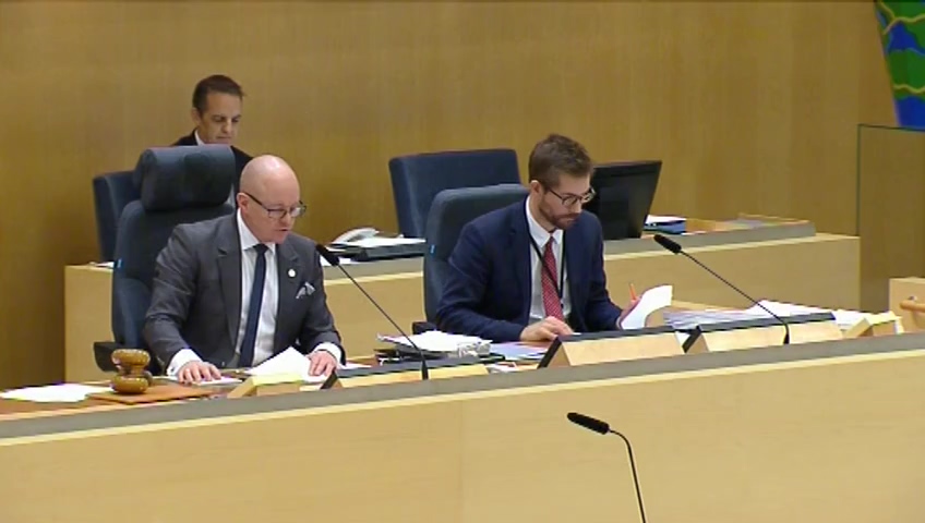 Stillbild från debatten i kammaren