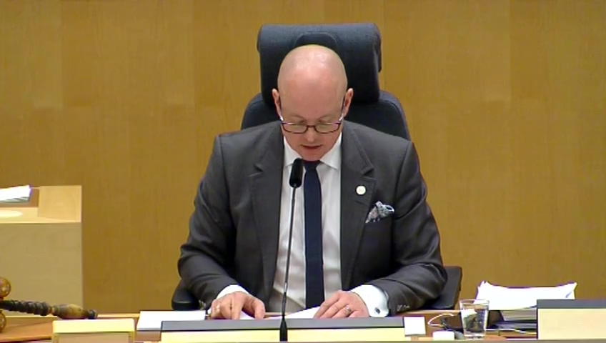 Stillbild från debatten i kammaren