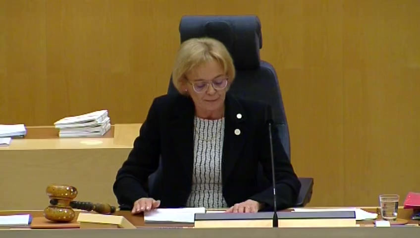 Stillbild från debatten i kammaren