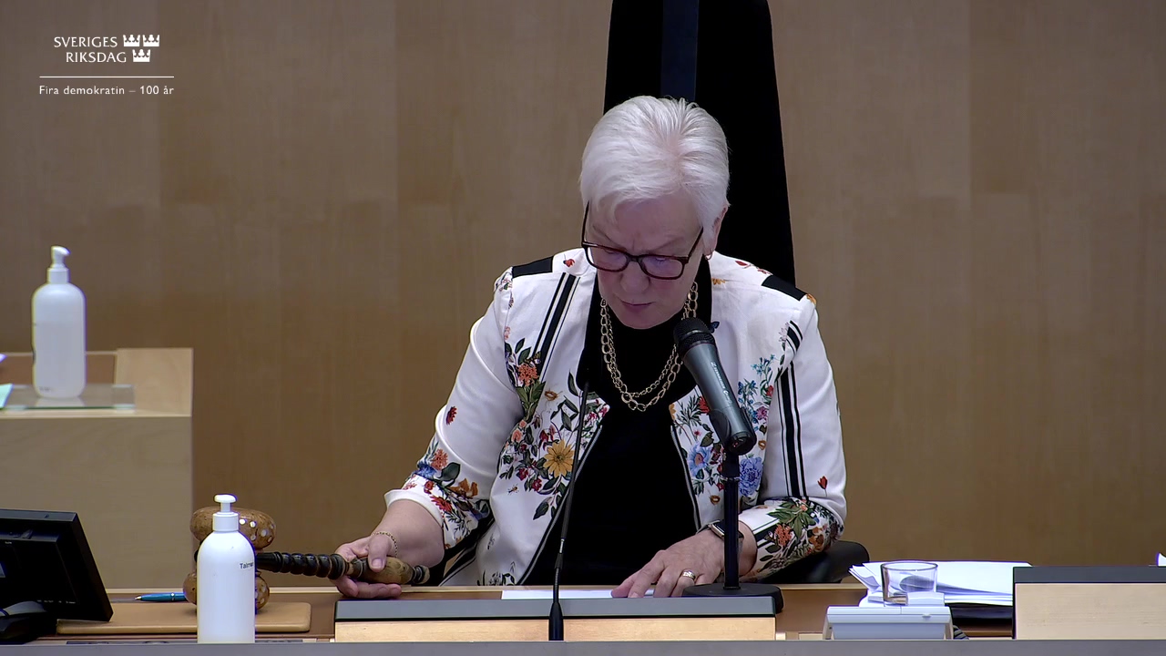 Stillbild från debatten i kammaren