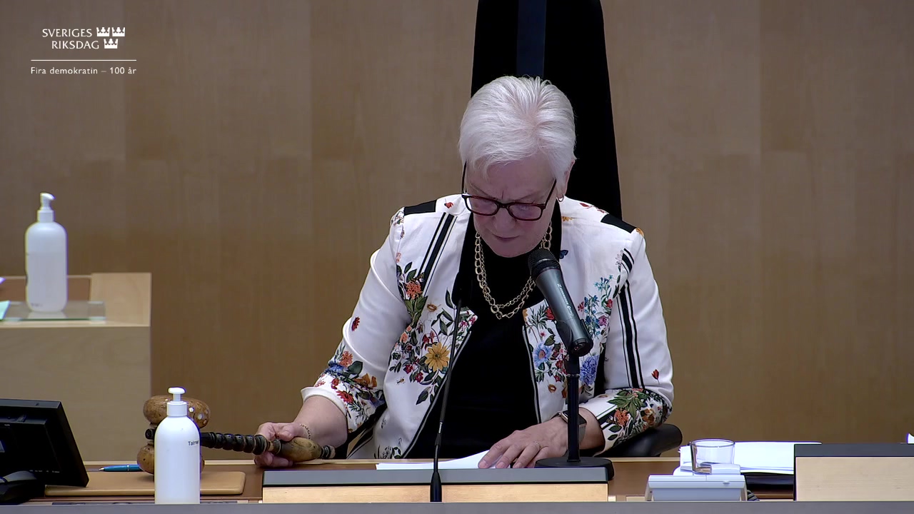 Stillbild från debatten i kammaren