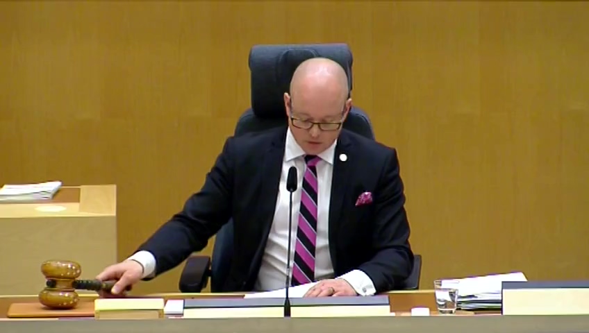 Stillbild från debatten i kammaren