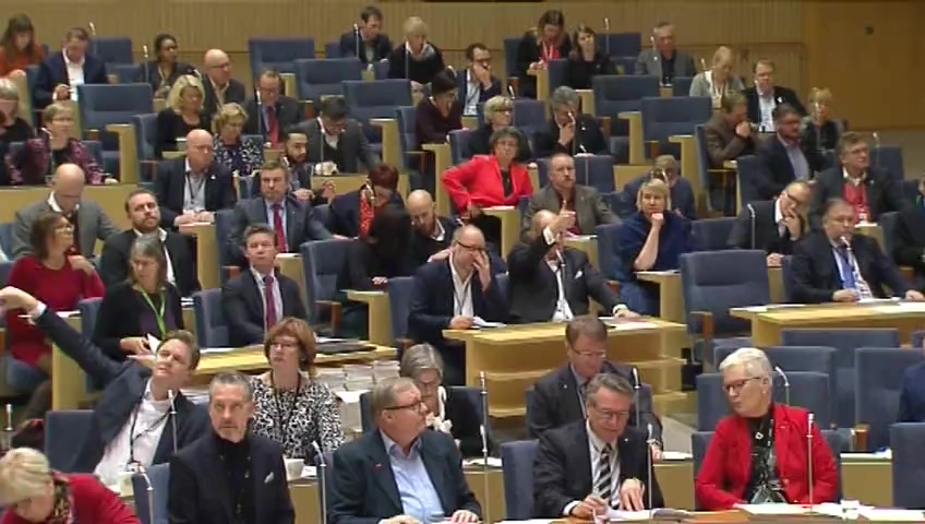 Stillbild från debatten i kammaren