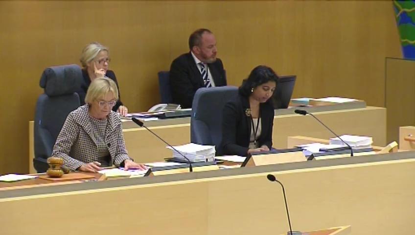 Stillbild från debatten i kammaren