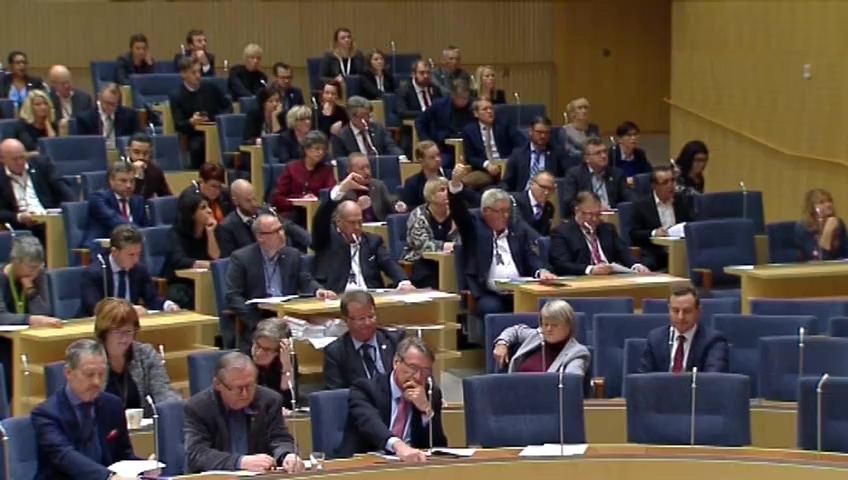 Stillbild från debatten i kammaren