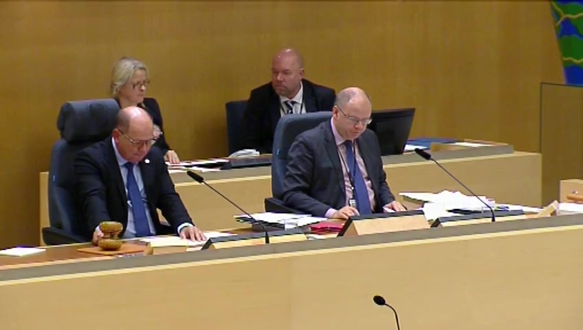 Stillbild från debatten i kammaren