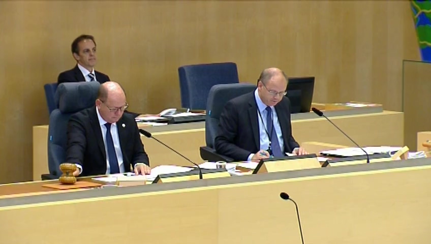 Stillbild från debatten i kammaren