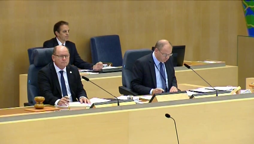 Stillbild från debatten i kammaren