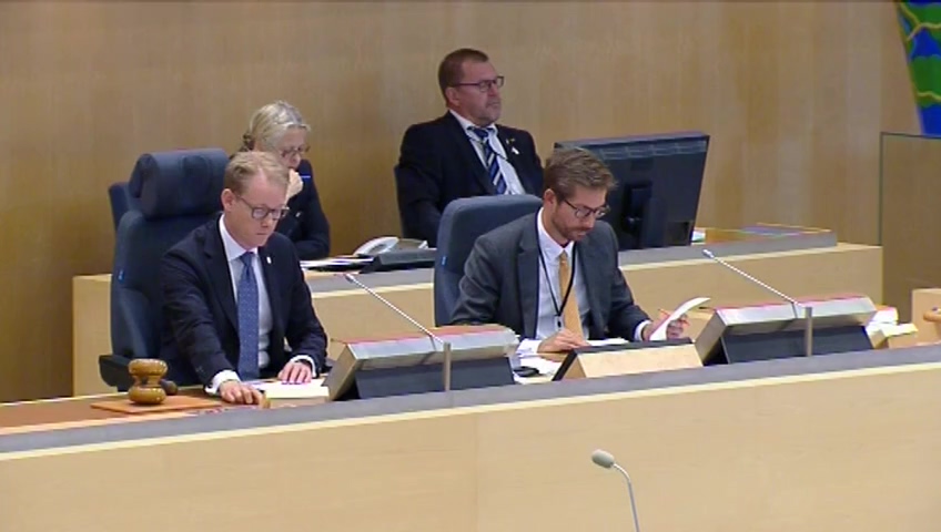 Stillbild från debatten i kammaren