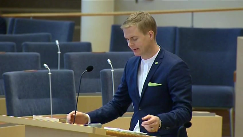 Stillbild från Interpellationsdebatt: Vinstbegränsning i skolan