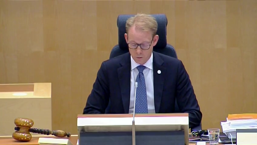 Stillbild från debatten i kammaren