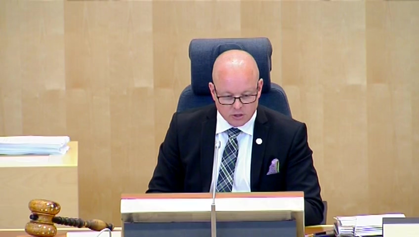 Stillbild från debatten i kammaren
