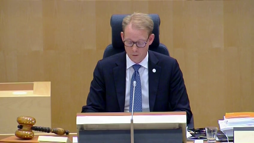 Stillbild från Beslut: Beslut