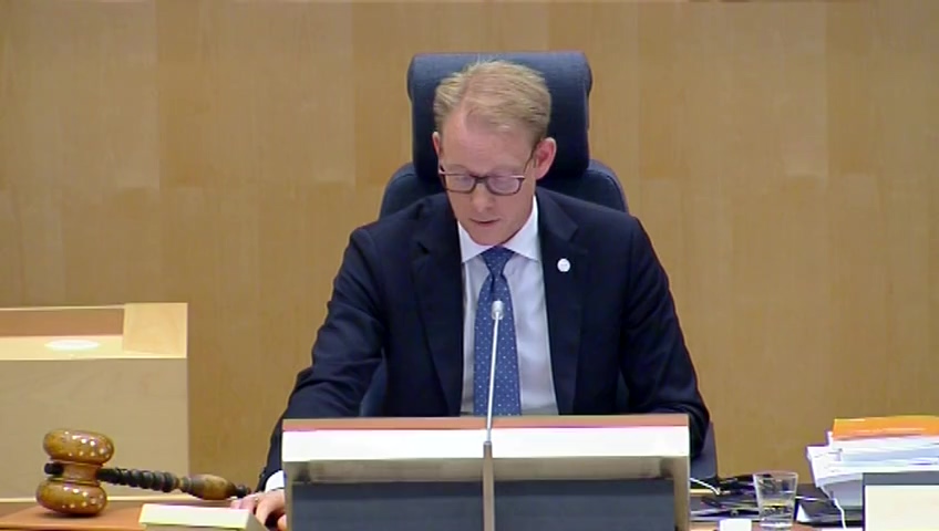 Stillbild från debatten i kammaren
