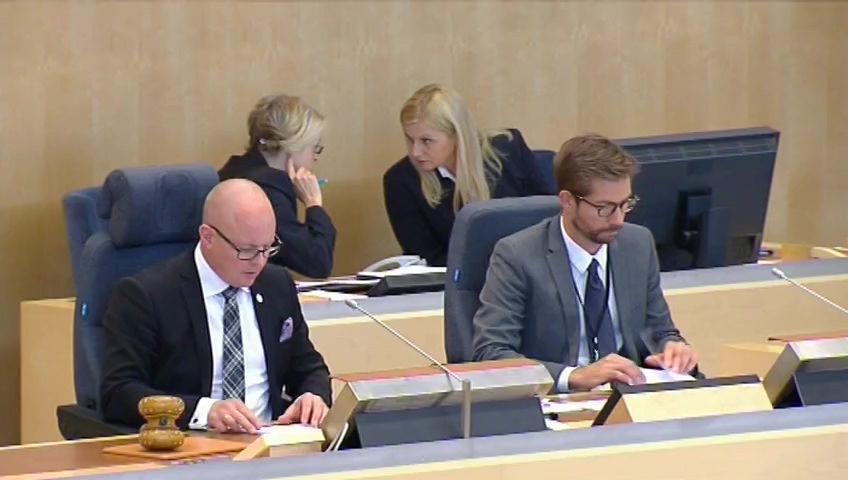 Stillbild från debatten i kammaren