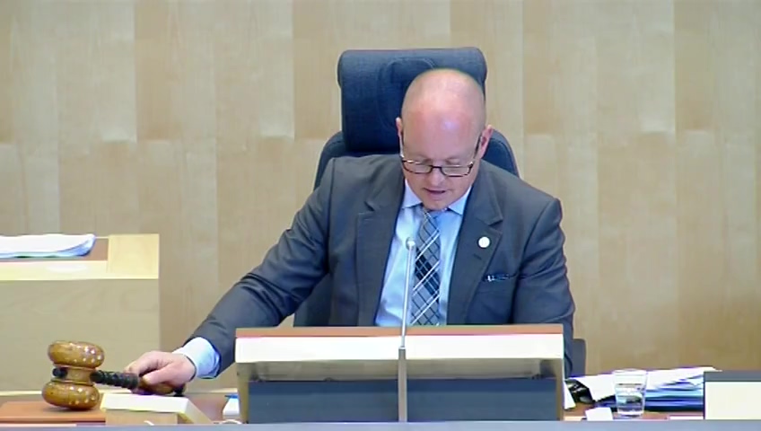 Stillbild från debatten i kammaren