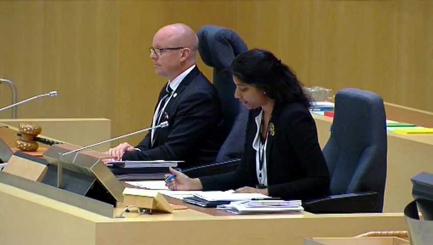 Stillbild från debatten i kammaren