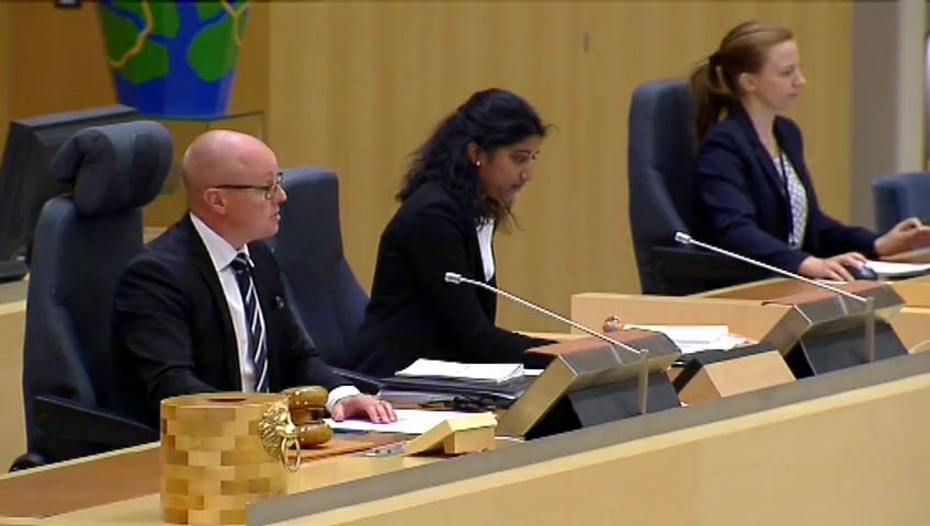 Stillbild från debatten i kammaren