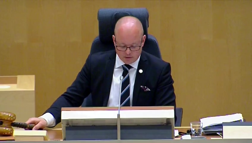 Stillbild från debatten i kammaren