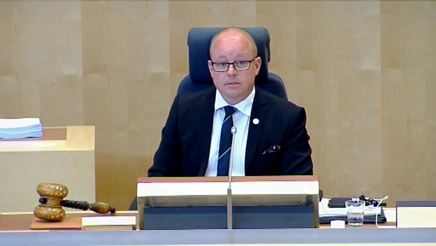 Stillbild från debatten i kammaren