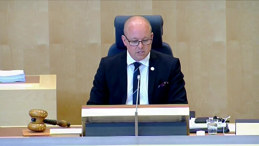 Stillbild från debatten i kammaren