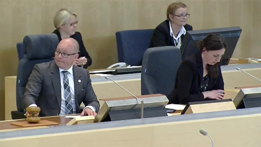 Stillbild från debatten i kammaren