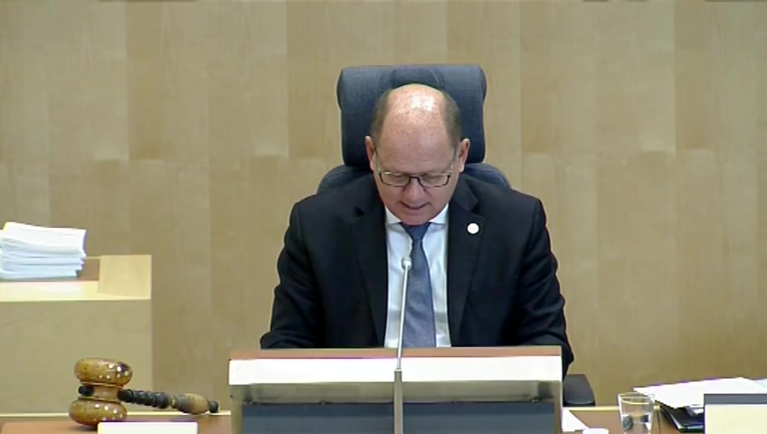Stillbild från debatten i kammaren