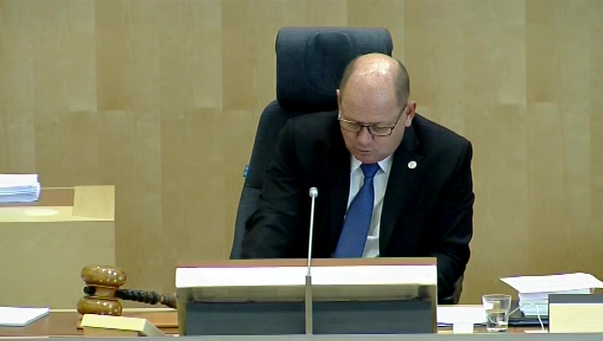 Stillbild från debatten i kammaren