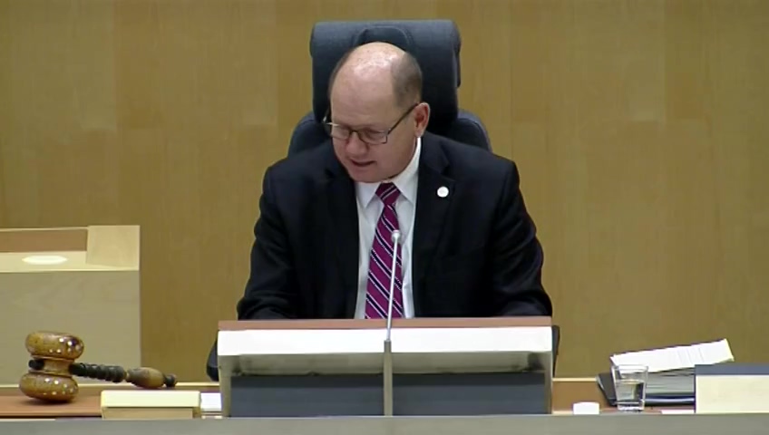 Stillbild från debatten i kammaren