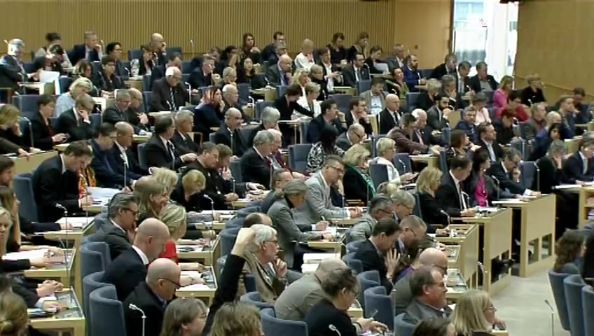Stillbild från debatten i kammaren