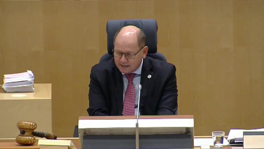 Stillbild från debatten i kammaren