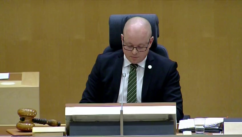 Stillbild från debatten i kammaren