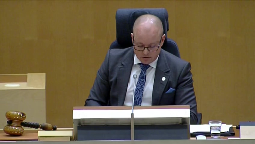 Stillbild från debatten i kammaren