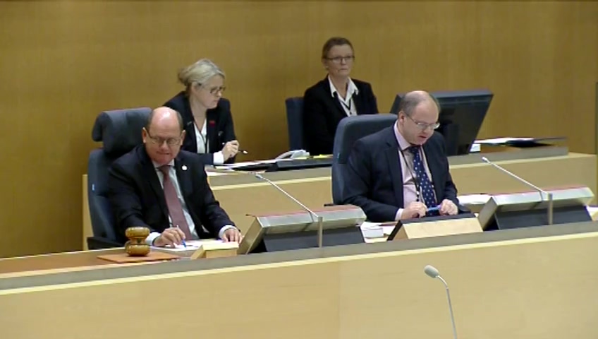 Stillbild från debatten i kammaren