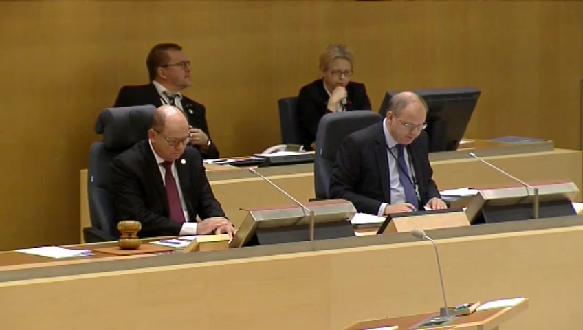 Stillbild från debatten i kammaren