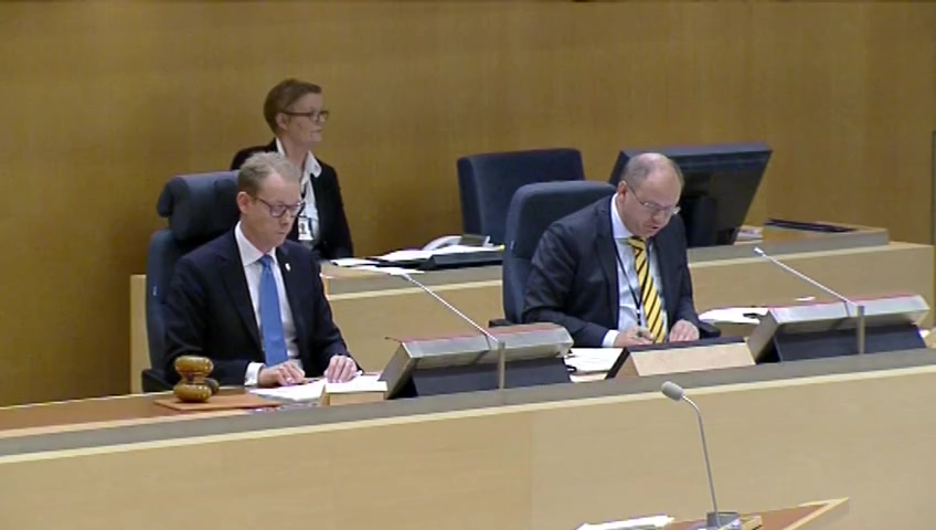 Stillbild från debatten i kammaren