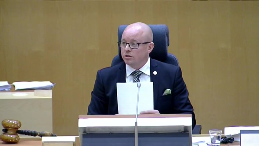 Stillbild från debatten i kammaren