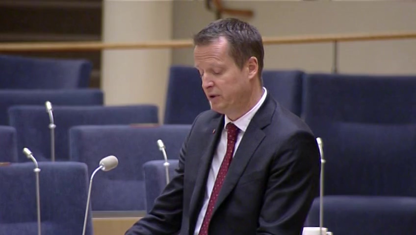 Stillbild från debatten i kammaren