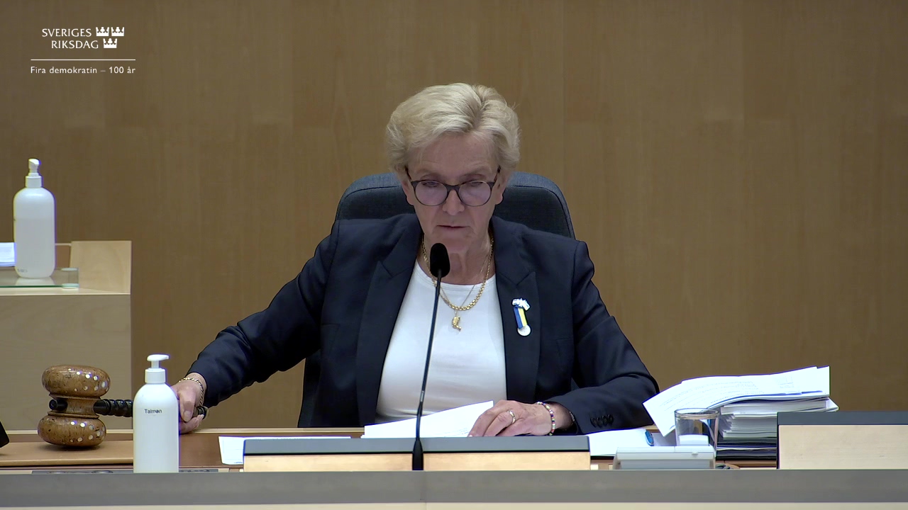 Stillbild från debatten i kammaren